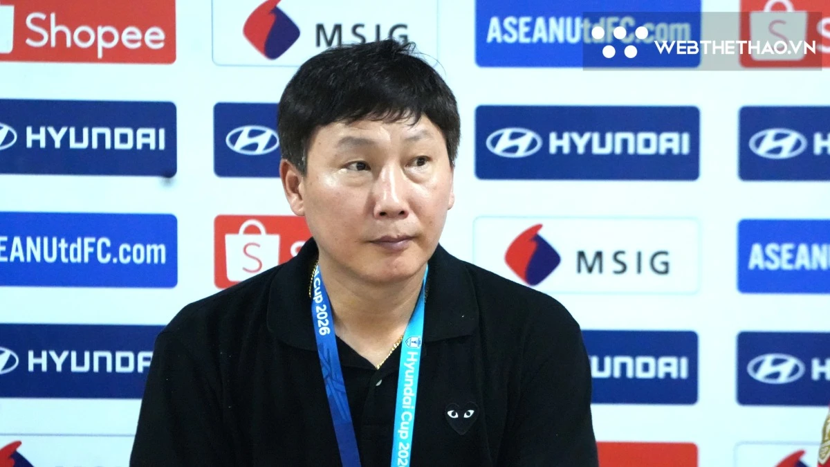 HLV Kim Sang Sik: “Hôm nay, tôi xin phép được làm vua”