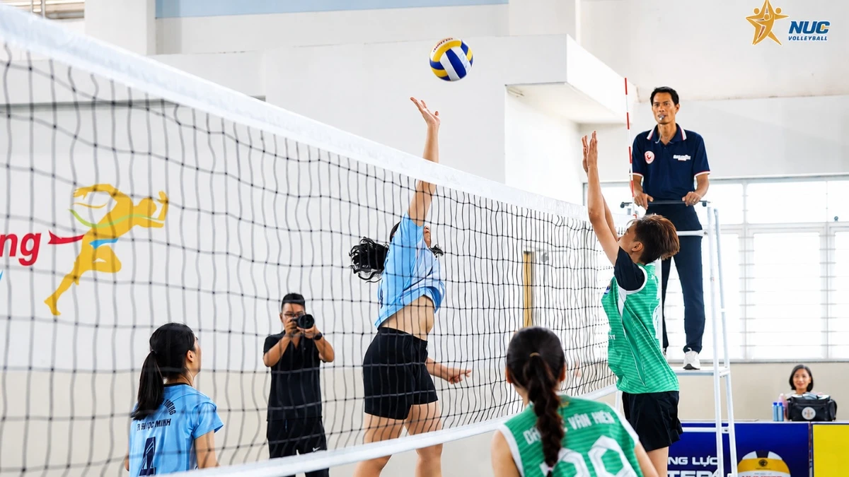 HUIT bản lĩnh hơn ở thời điểm quyết định