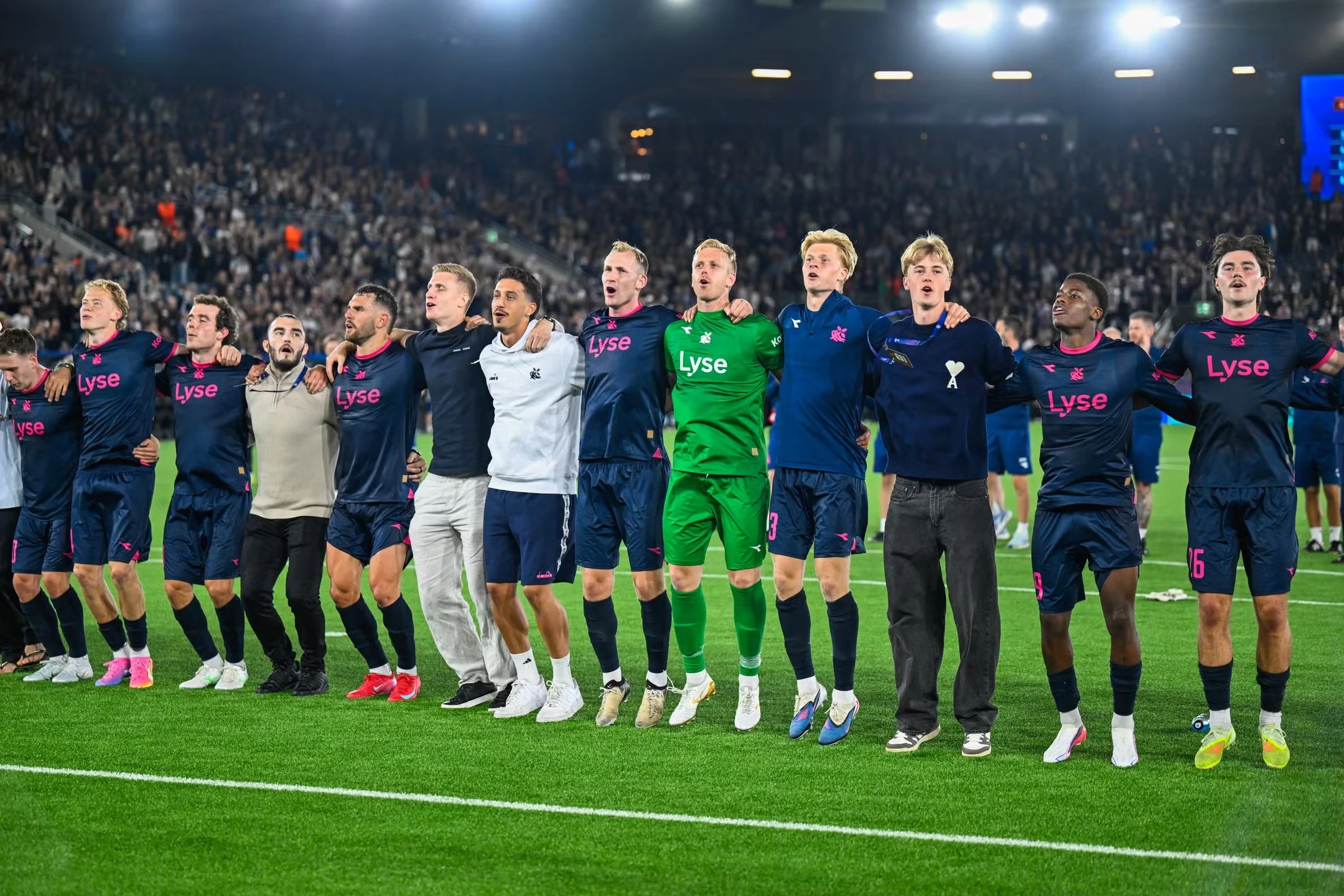 Viking lần đầu tiên giành quyền tham dự Champions League (Ảnh: NTB)