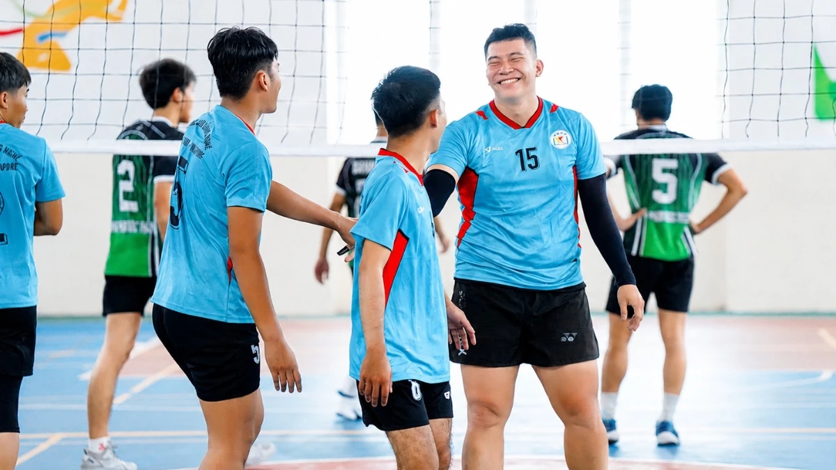 VSVC thắng gọn PNTU, chuyền hai Thanh Toàn để lại dấu ấn