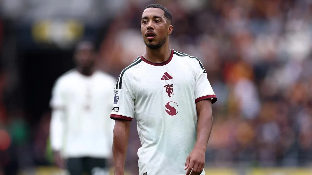 Tielemans có chỉ số chuyên môn không tệ trong trận thua Hull nhưng vẫn bị đặt dấu hỏi ở hàng tiền vệ MU (Ảnh: Getty)