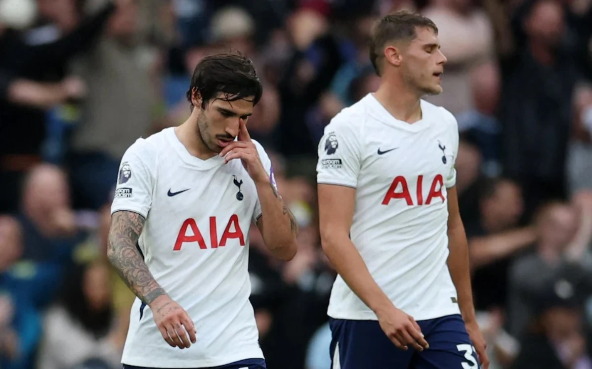 Tonali (trái) là bản hợp đồng lớn của Tottenham nhưng vẫn chưa tạo ra dấu ấn (Ảnh: Telegraph)