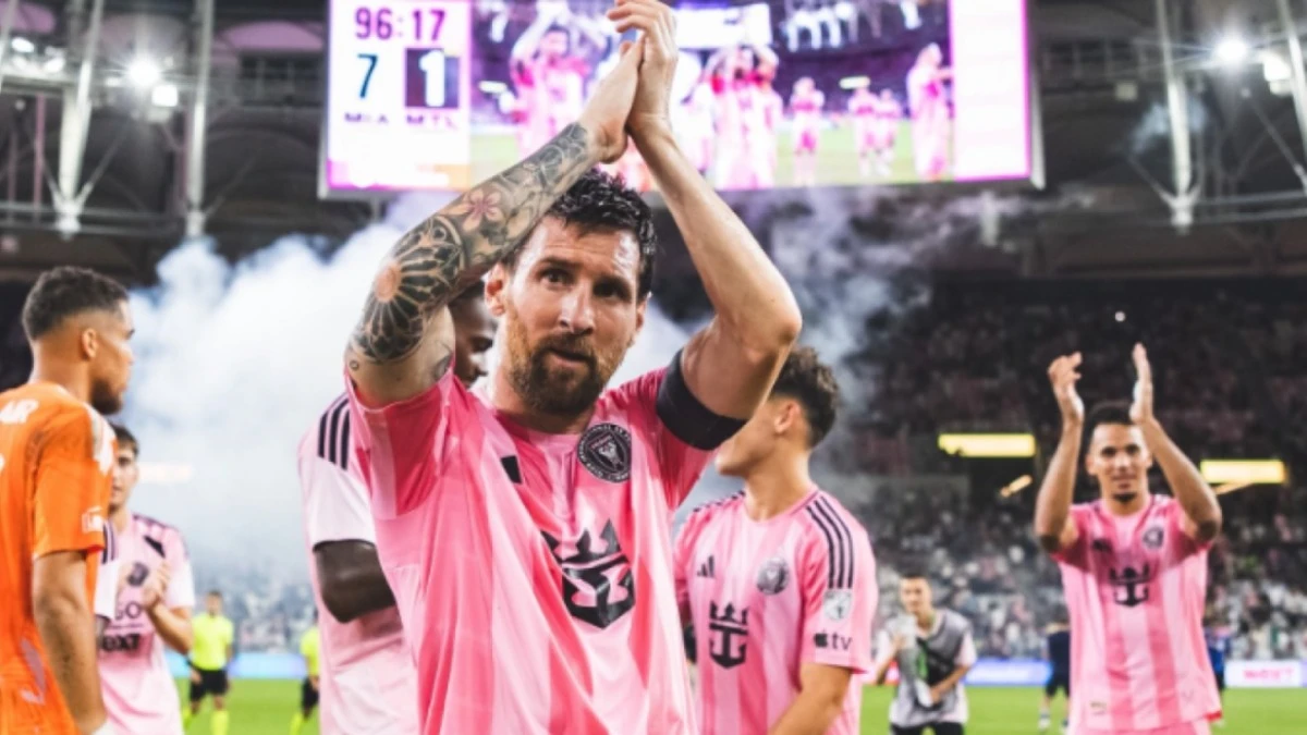 Messi lập được bao nhiêu cú poker trong sự nghiệp sau 4 bàn cho Inter Miami sáng nay?
