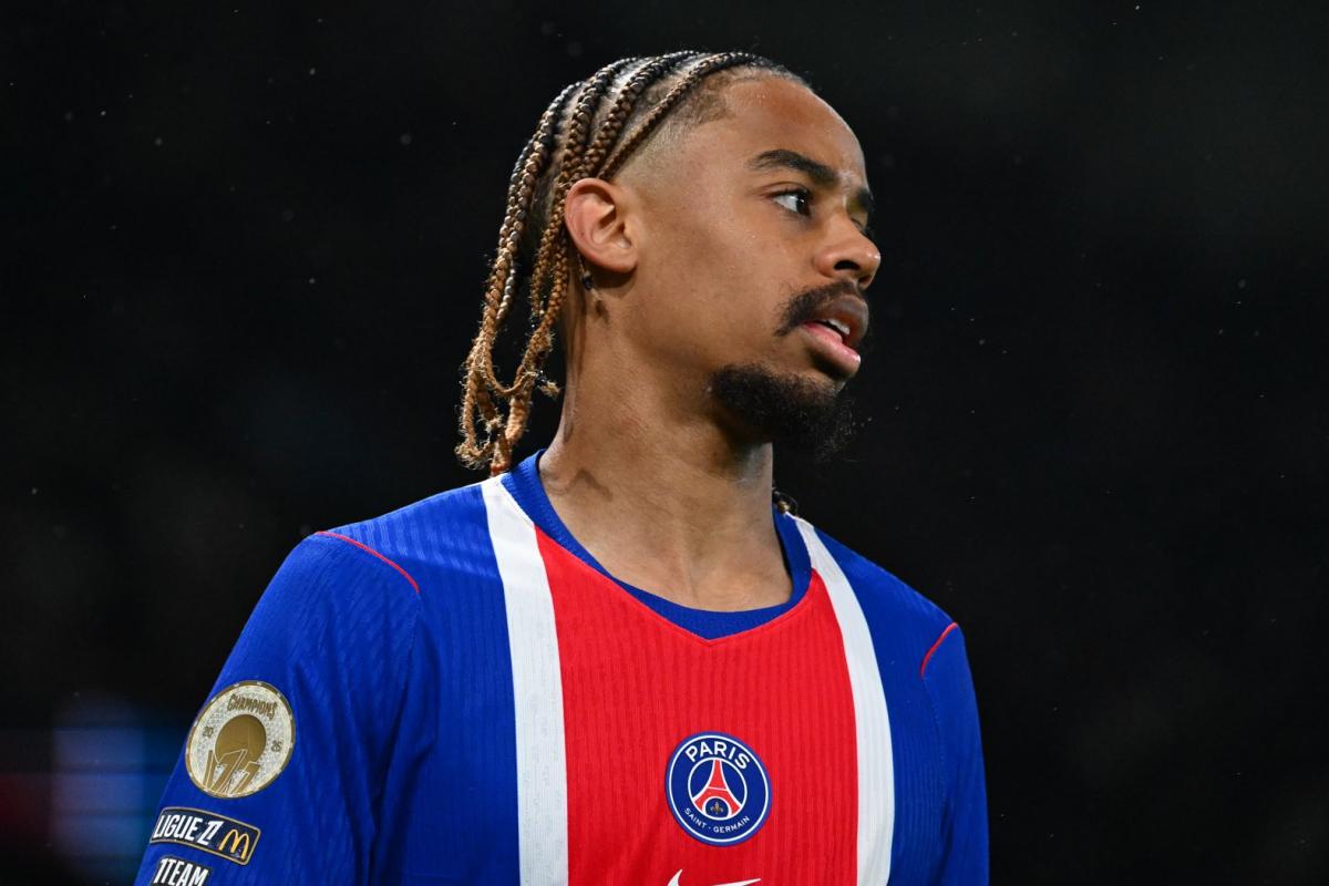 PSG thu về ít nhất 125 triệu euro từ bán Barcola cho Liverpool (Ảnh: L'Equipe)