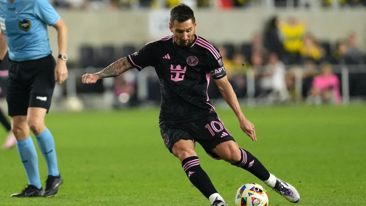 Messi lên vị trí số 2 trên bảng xếp hạng những cầu thủ sút phạt hay nhất mọi thời đại