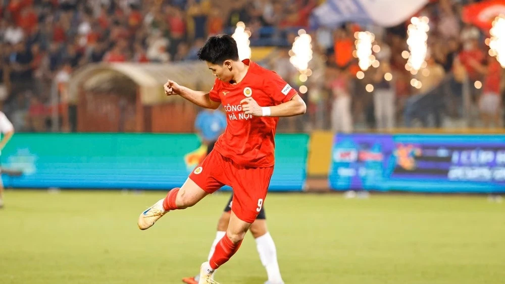 Đình Bắc tiết lộ tình trạng sau ASEAN Cup: “Chỉ mệt mỏi cơ thể”