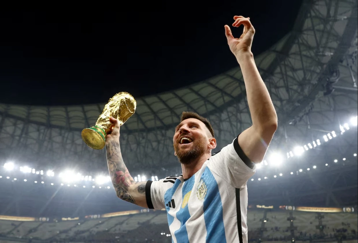 Messi nắm giữ hơn 60 kỷ lục với đội tuyển quốc gia Argentina (Ảnh: Reuters)