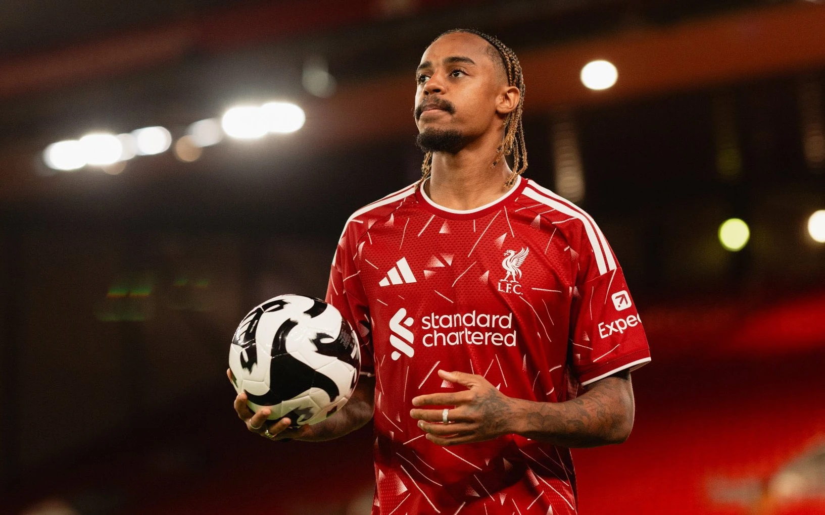 Barcola đến Liverpool là thương vụ đắt giá thứ hai trong mùa hè 2026 ở Ngoại hạng Anh