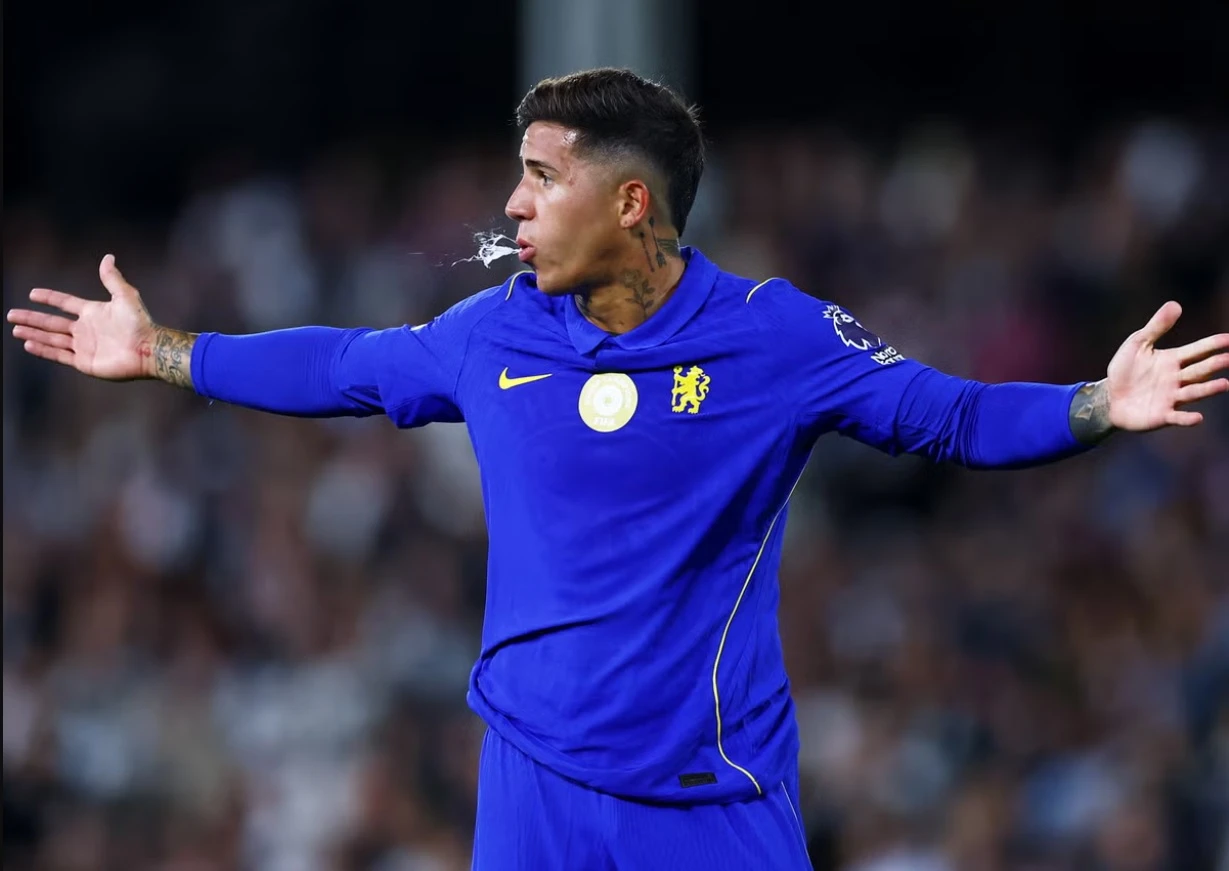 Chelsea không hối tiếc khi bán Enzo Fernandez cho đối thủ cạnh tranh trực tiếp (Ảnh: The Independent)