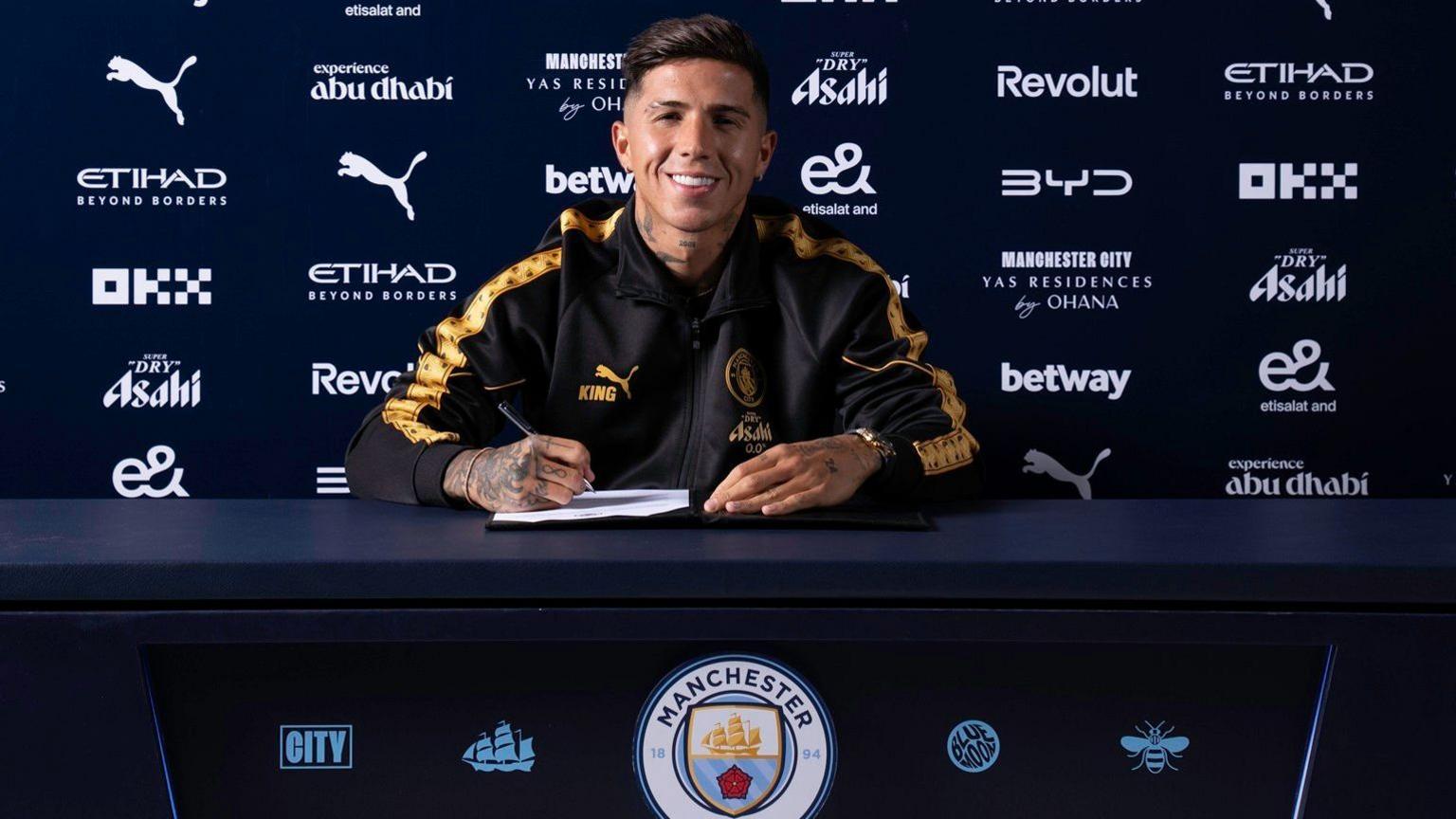 Chelse không ngần ngại bán Enzo Fernandez cho đối thủ Man City (Ảnh: BBC)