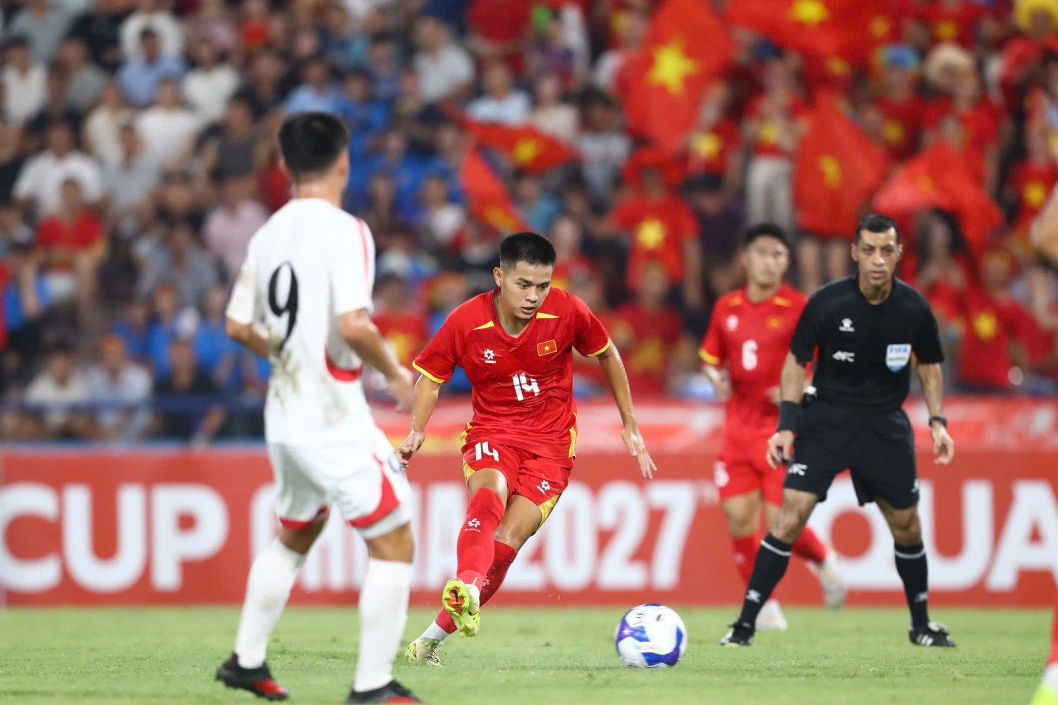 U20 Việt Nam là "khoảng trống tối" trong bức tranh sáng của bóng đá nước nhà. Ảnh: VFF