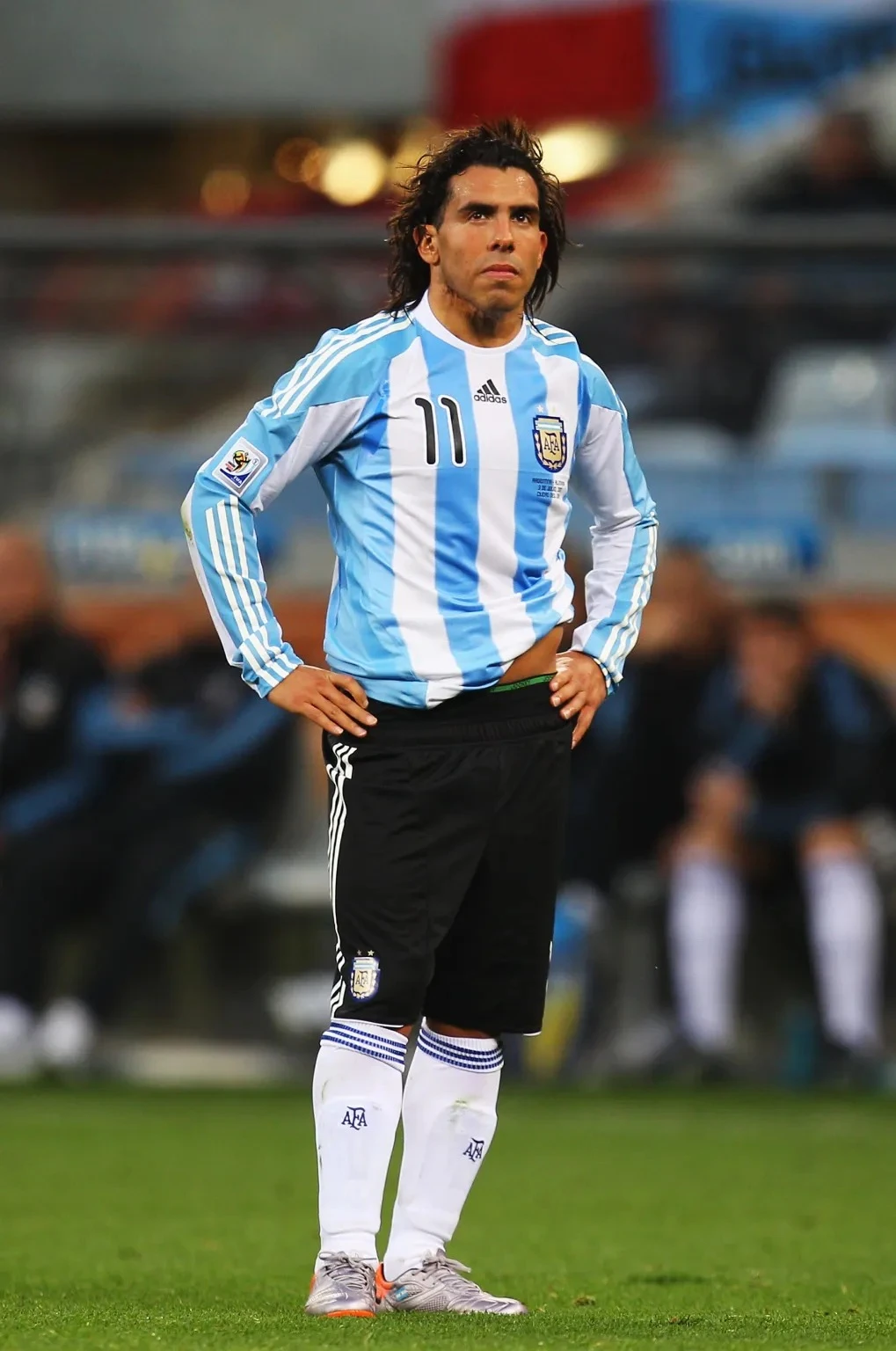 Messi và Ronaldo có thể cùng Carlos Tevez tham gia trận đấu chia tay vào cuối năm nay (Ảnh: Getty)