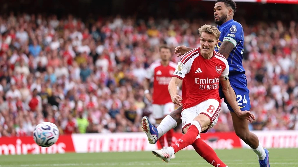 Arsenal tái hiện “bàn thắng khuôn mẫu” để hạ Chelsea