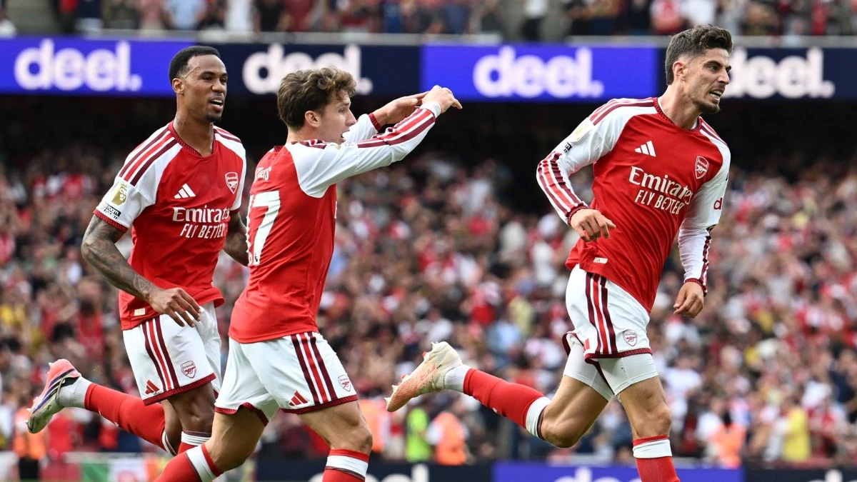Không có bản hợp đồng bom tấn, hàng công Arsenal vẫn được nâng tầm