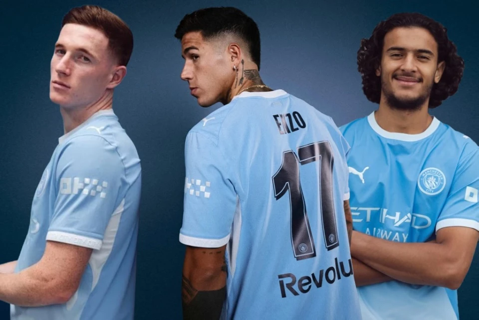 Man City tăng cường mạnh mẽ cho hàng tiền vệ bằng những bản hợp đồng "bom tấn" (Ảnh: Getty)