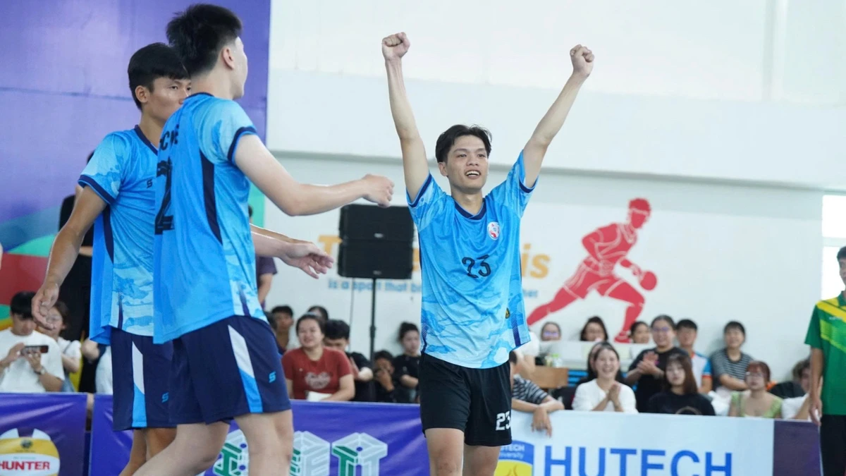 HCM-UTE đăng quang ngôi vô địch NUC khu vực miền Nam