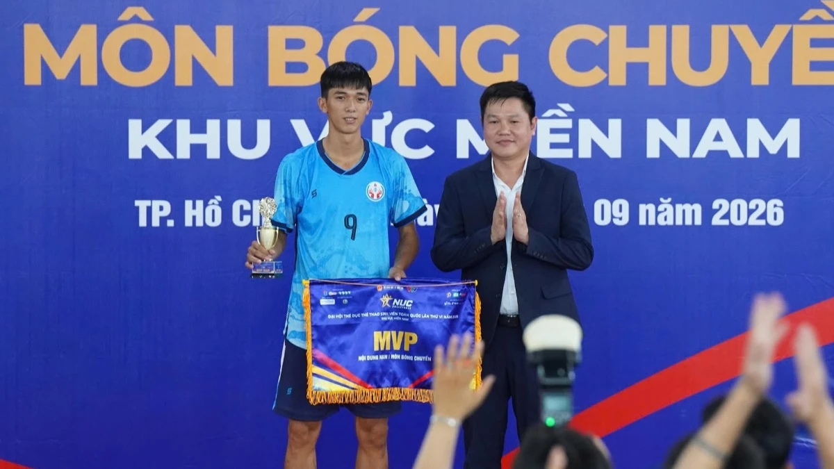 Đông Giang và Kim Phụng giành danh hiệu MVP NUC khu vực miền Nam